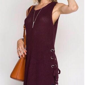 She + Sky Sleeveless Knit Top in Burgundy